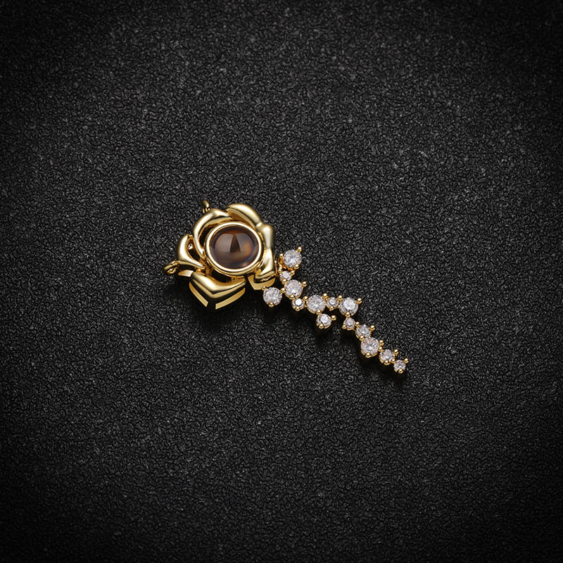 Blooming Rose Memory Projection Necklace