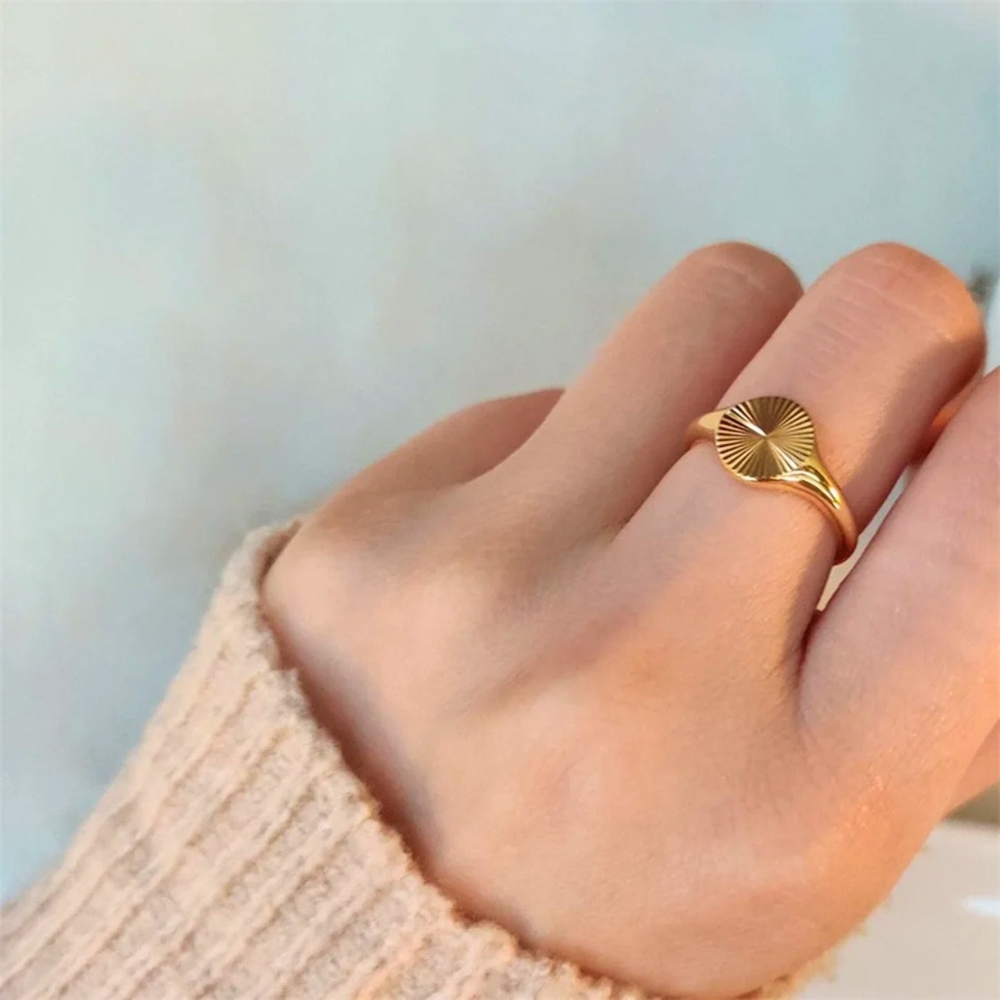 Couple's Sunbeam Signet Ring