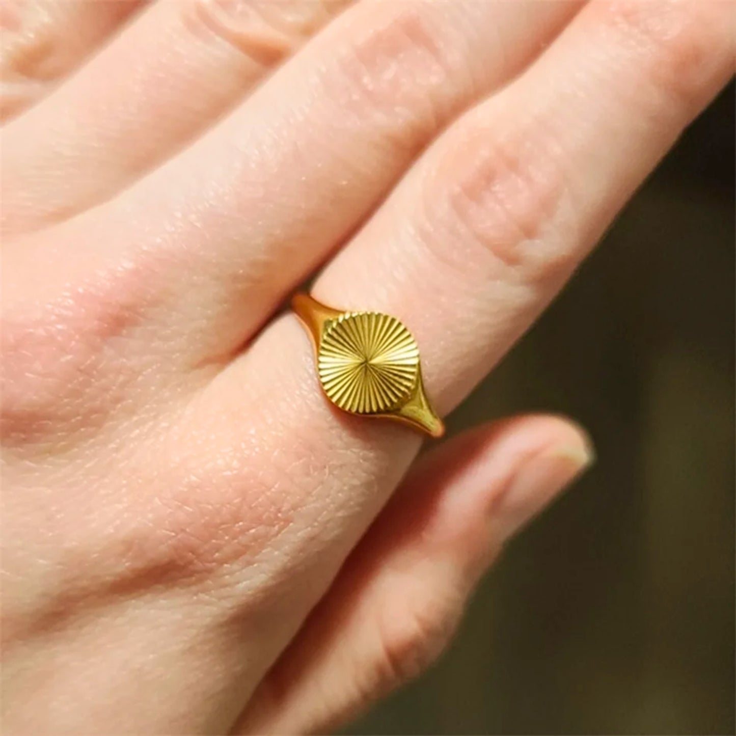 Couple's Sunbeam Signet Ring