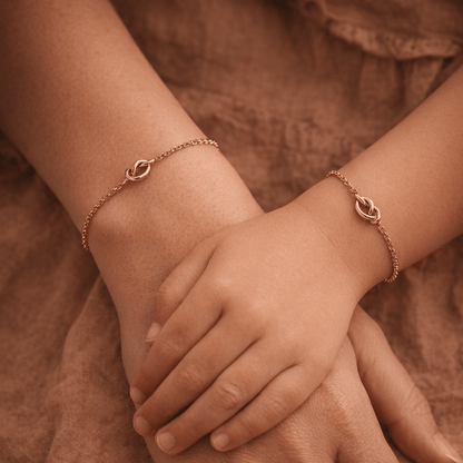 Aunt & Niece Eternal Bond Knot Bracelets - Hidden Forever
