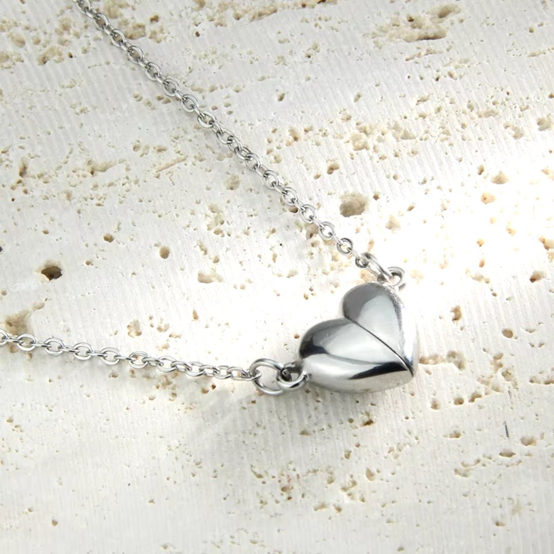 Best Friend Magnetic Mini Heart Necklace - Hidden Forever