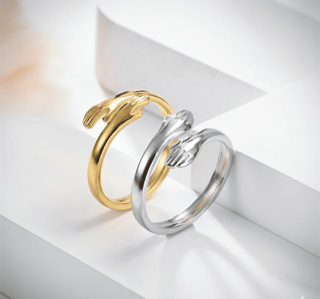 Couple's Hug Ring - Hidden Forever
