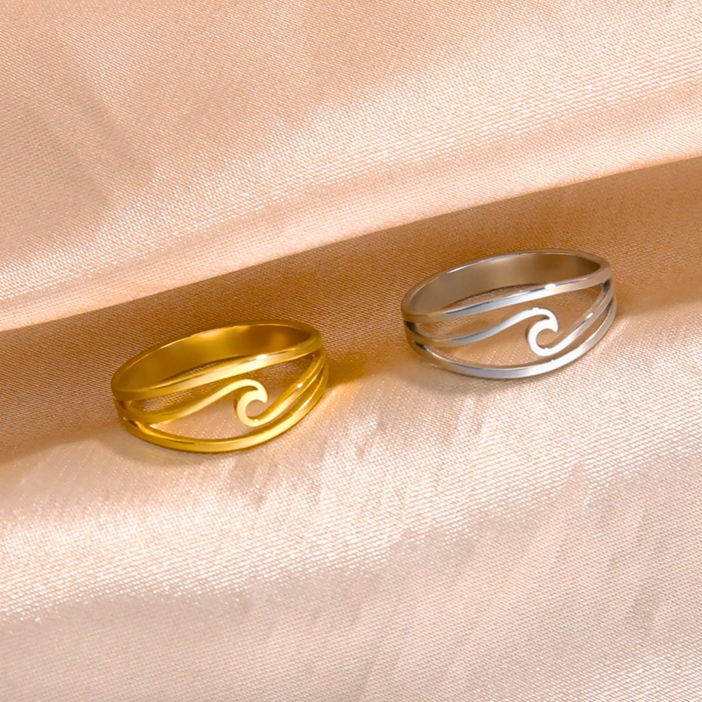 Couple's Promise Wave Rings - Hidden Forever