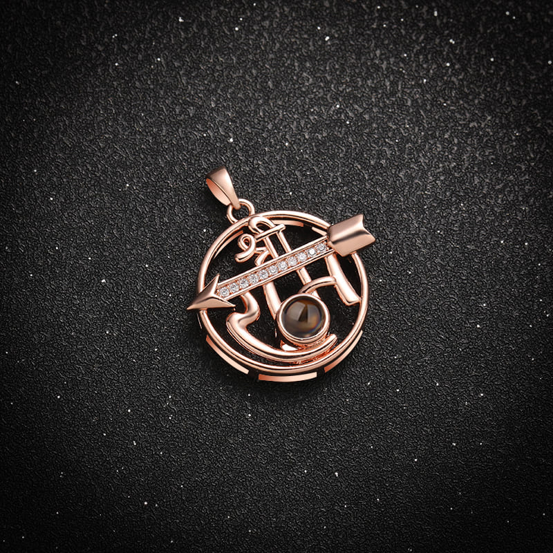 Destiny Arrow Projection Necklace - Hidden Forever