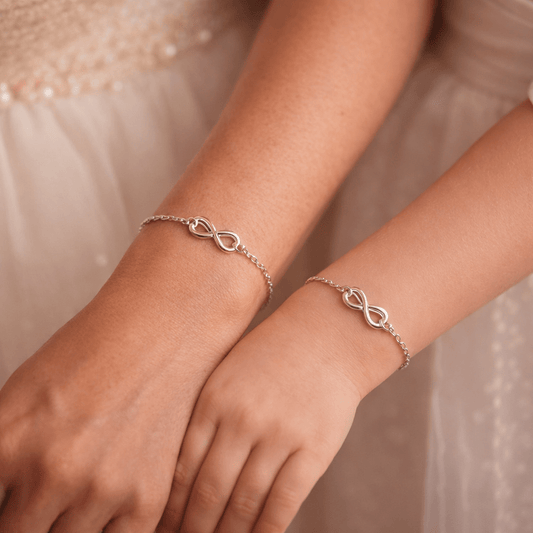 Godmother & Goddaughter Eternal Bond Knot Bracelets - Hidden Forever
