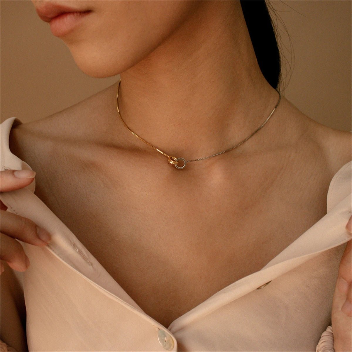 Interlocking Rings Infinity Loop Necklace - Hidden Forever