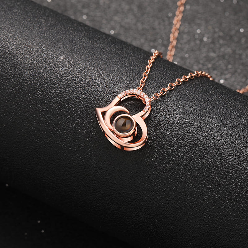 Lunar Heart Memory Projection Necklace - Hidden Forever