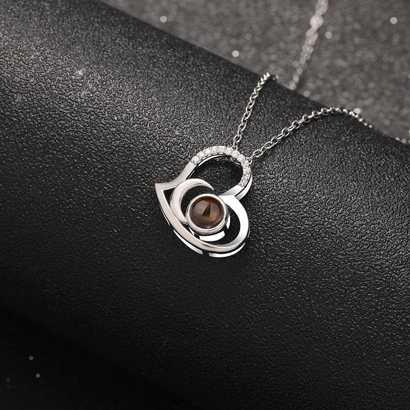 Lunar Heart Memory Projection Necklace - Hidden Forever