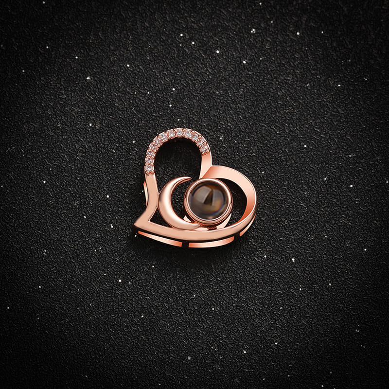 Lunar Heart Memory Projection Necklace - Hidden Forever