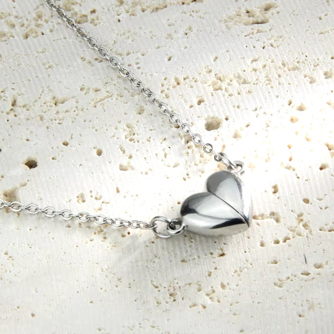 Magnetic Mini Buckle Heart Necklace - Hidden Forever