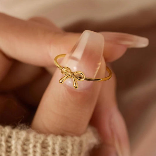 Ribbon Knot Ring - Hidden Forever