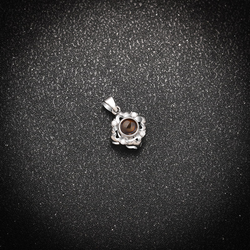 Serenity Bloom Projection Necklace - Hidden Forever