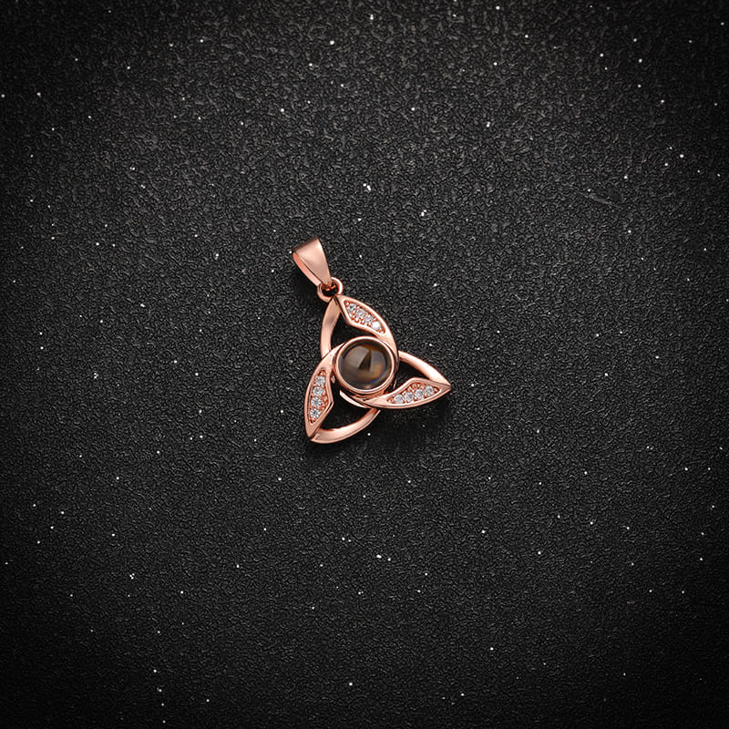 Trinity Knot Projection Necklace - Hidden Forever