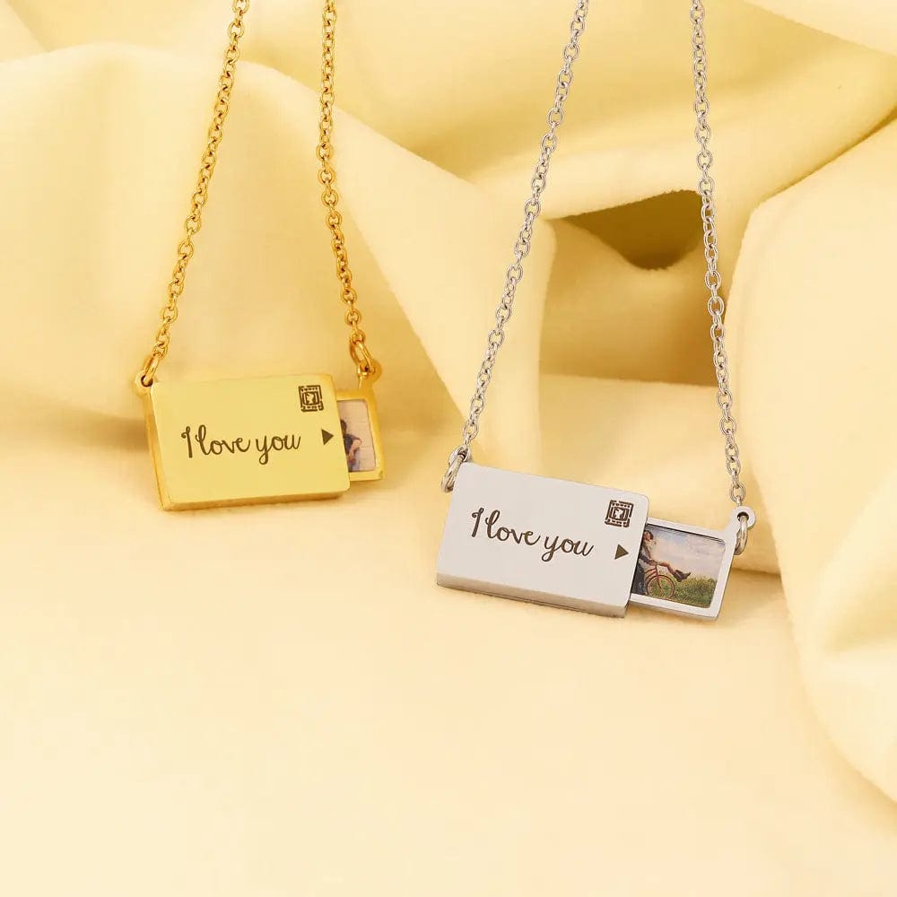 Personalised Pull-Out Hidden Photo Style Necklace  Custom Items (Projection Jewels)